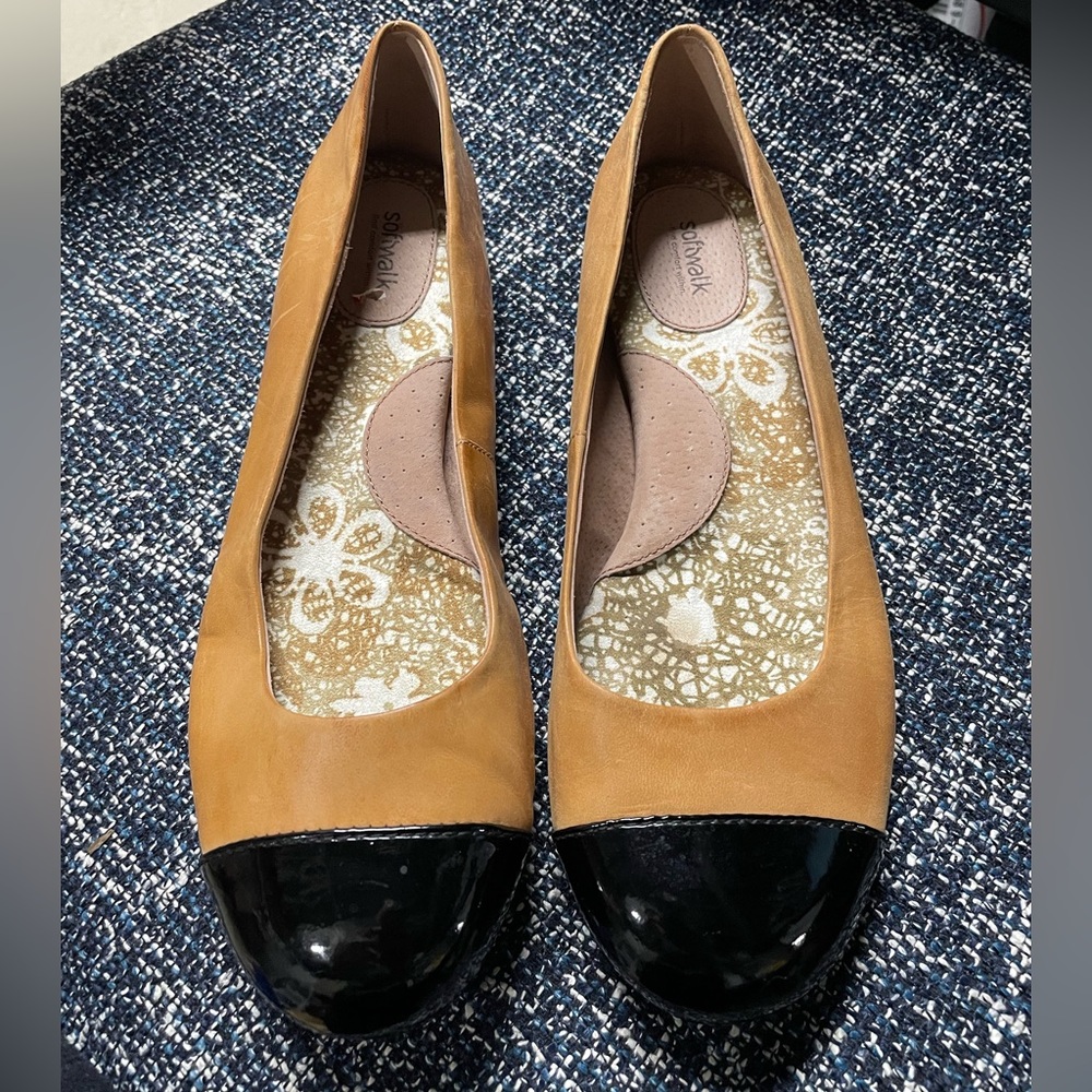 SoftWalk Ballet Flats - Women’s Size 9 US